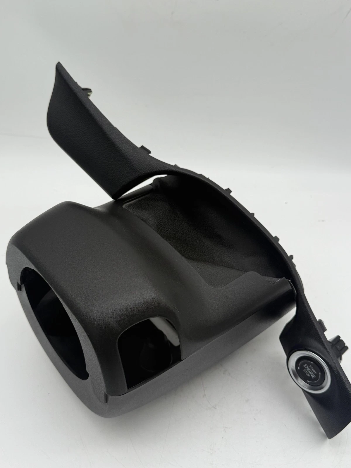 2020 - 2023 BUICK ENCORE GX STEERING COLUMN SHROUD UPPER & LOWER COVER OEM - Image 5