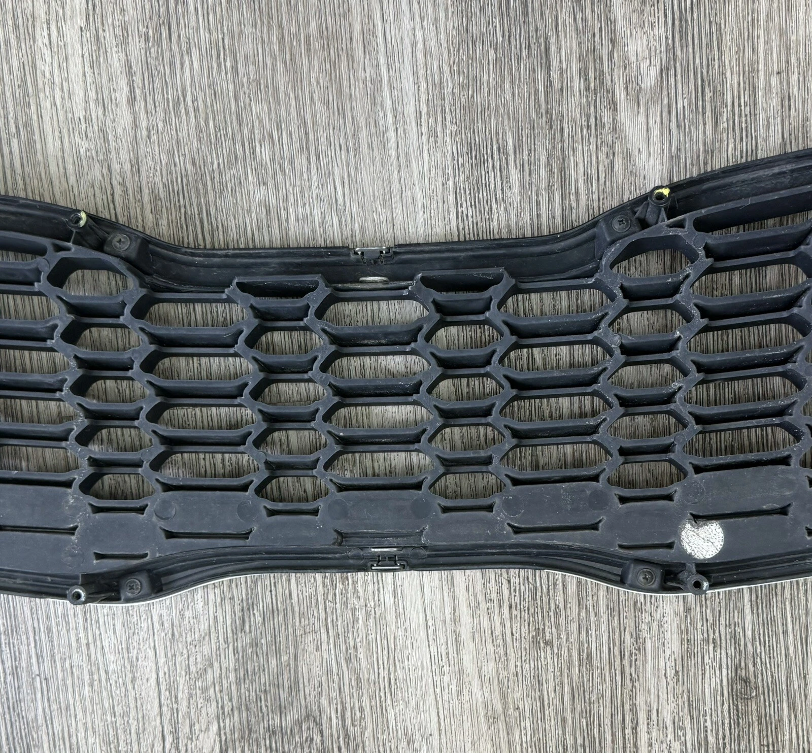 2014-2016 KIA Forte Radiator Front Grille Assembly (86351-A7500) OEM - Image 9