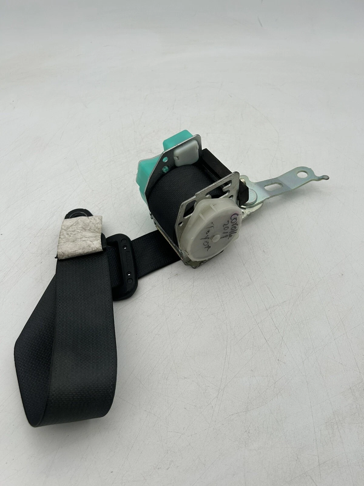 2014-2019 Toyota Corolla 2Nd Row Rear Left Driver Side Seat Belt Retractor Gray - Image 6